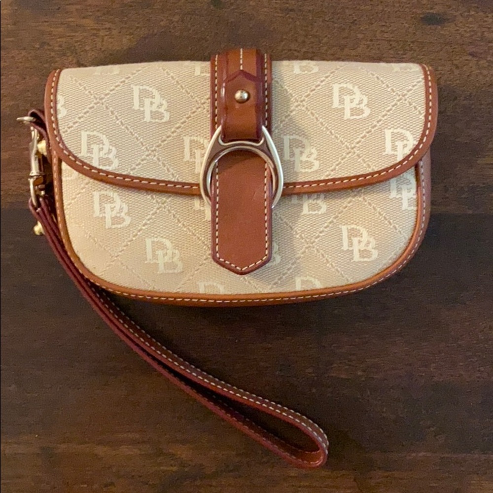 Dooney & Bourke Wristlet